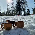 Syoetteen Helmi - Loistosijainti! Villa *